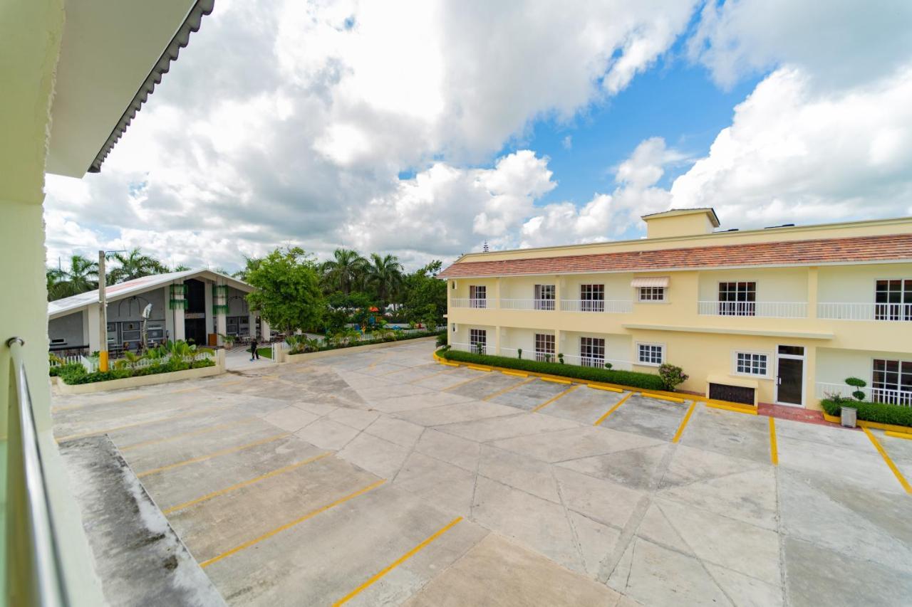 Hotel Yonu Punta Cana Exterior foto