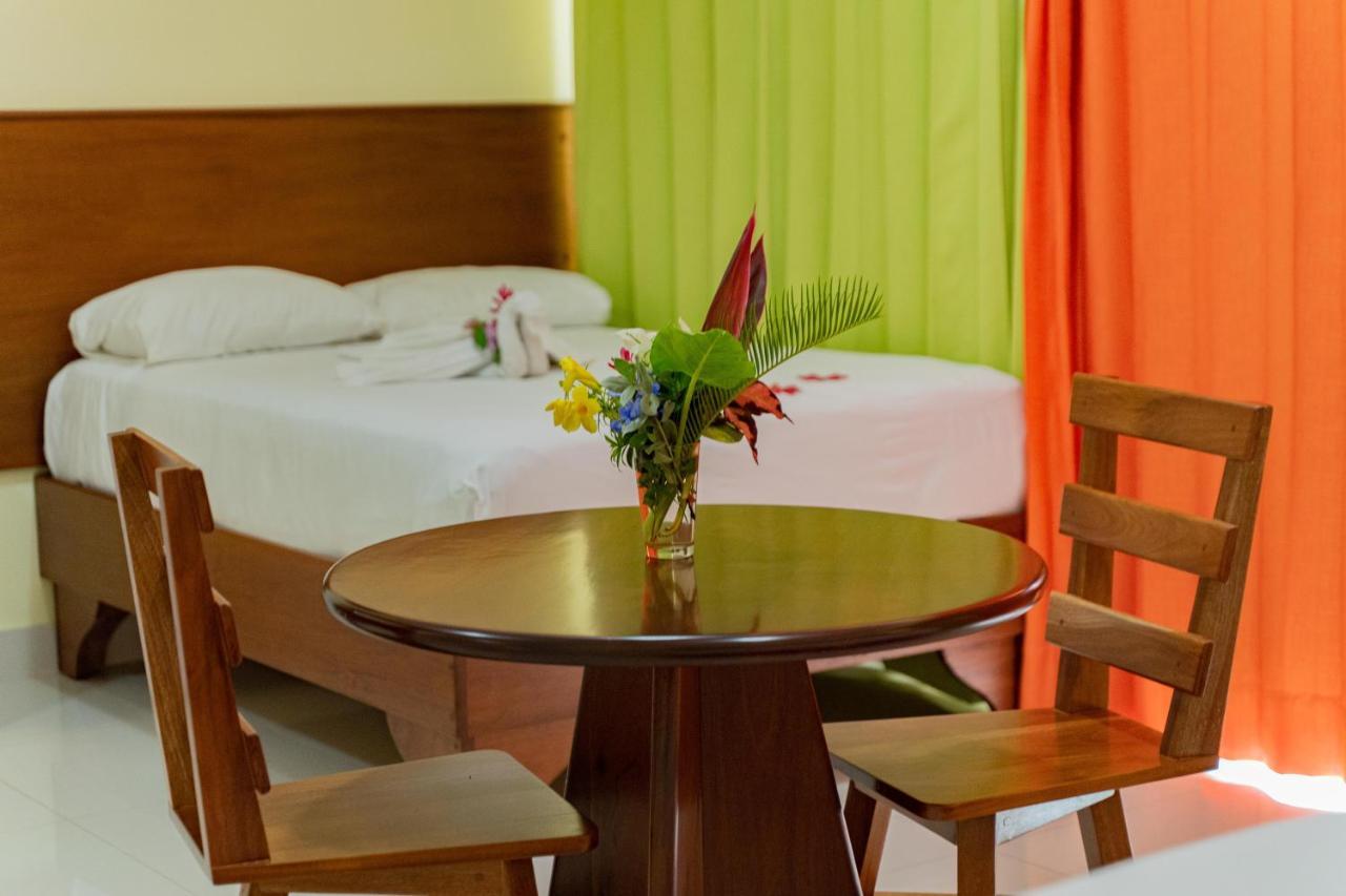 Hotel Yonu Punta Cana Exterior foto