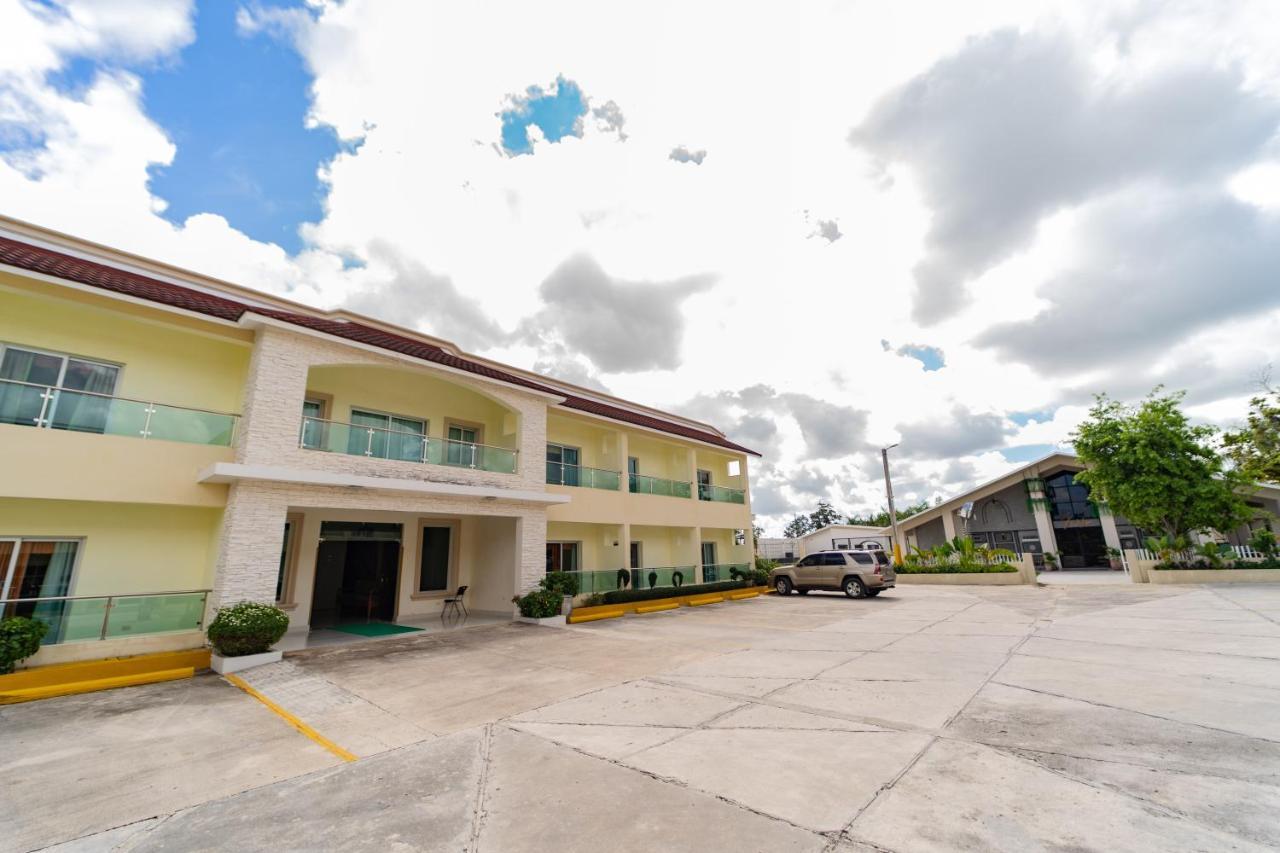 Hotel Yonu Punta Cana Exterior foto